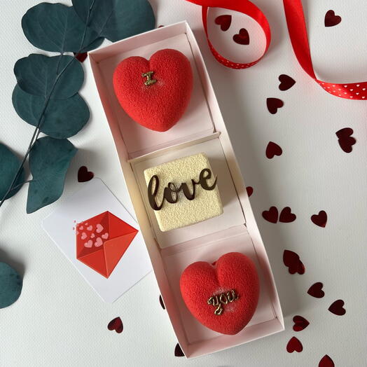 Pasteles de mousse 3 piezas con Topper "love
