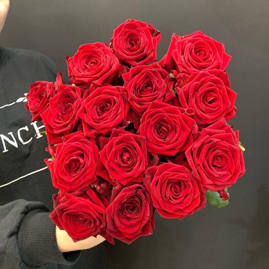 Rosas rojas "red Naomi" 15pcs