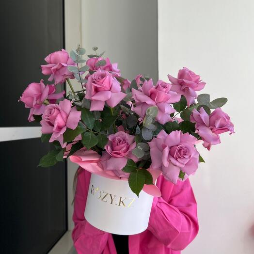 Композиция из 11 роз