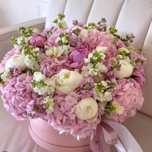 Цветы в коробке