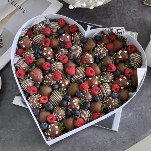 Ягодка 🍓🍒