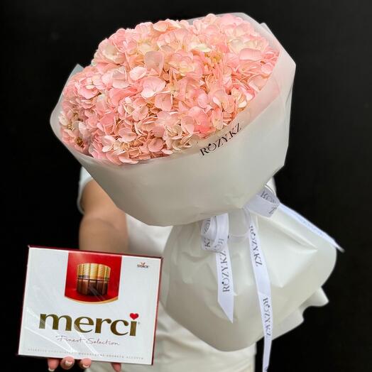 Комбо 5 пышных гортензий и Мерси