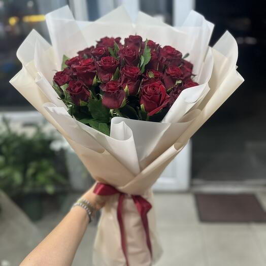 Букет из красных роз