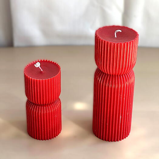 Red Scended Candle Set