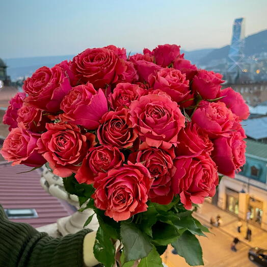 Ruby | Bouquet of raspberry spray Kenya rose