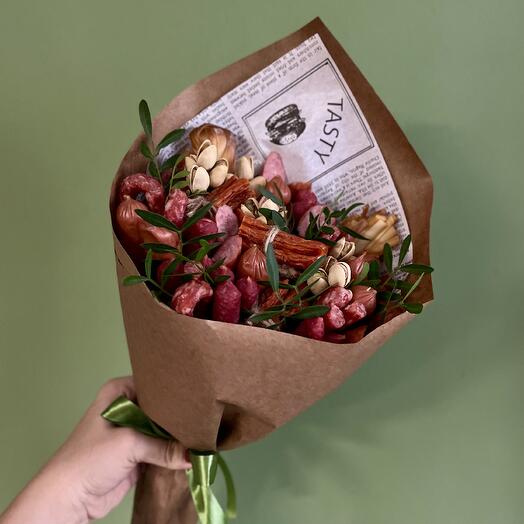 Букет закусочный в крафте