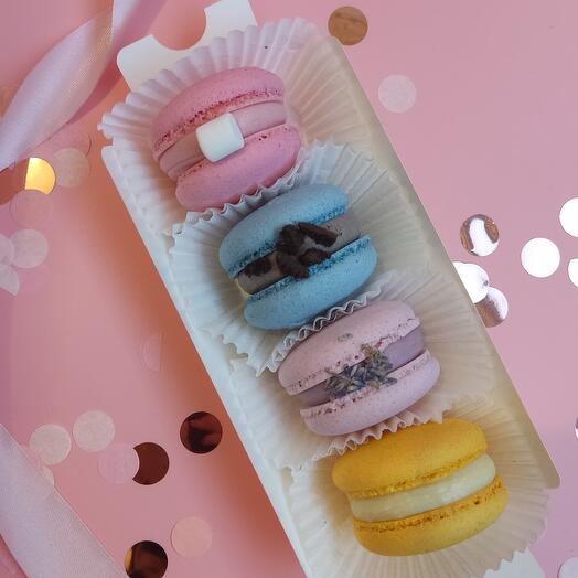 Макаронс ассорти 4 шт Подарок 8 марта