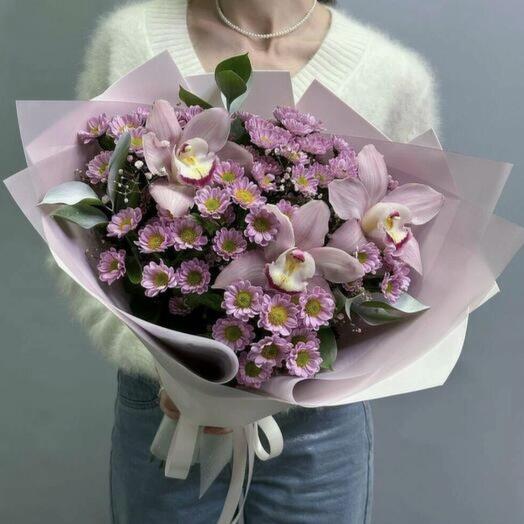 Орхидея в саду 🌸