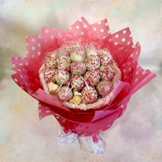 Букет из клубники в белом бельгийском шоколаде