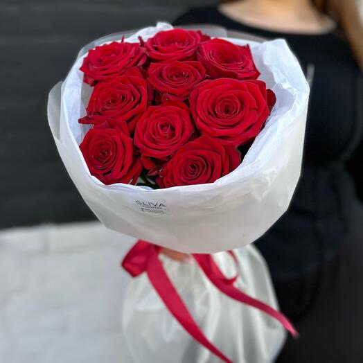 Красные розы 9шт
