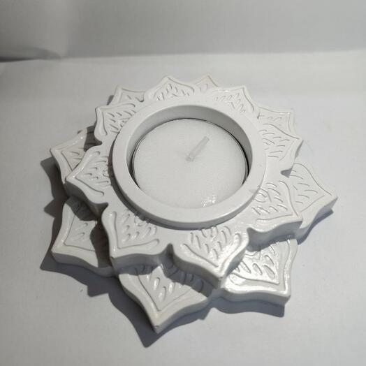 Подсвечник белый