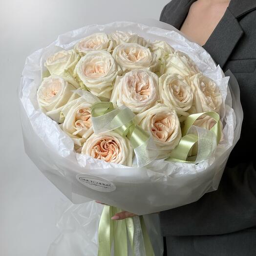 Букет из 15 роз WHITE O HARA