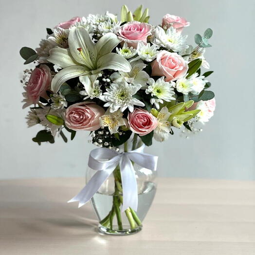 White and pink vase