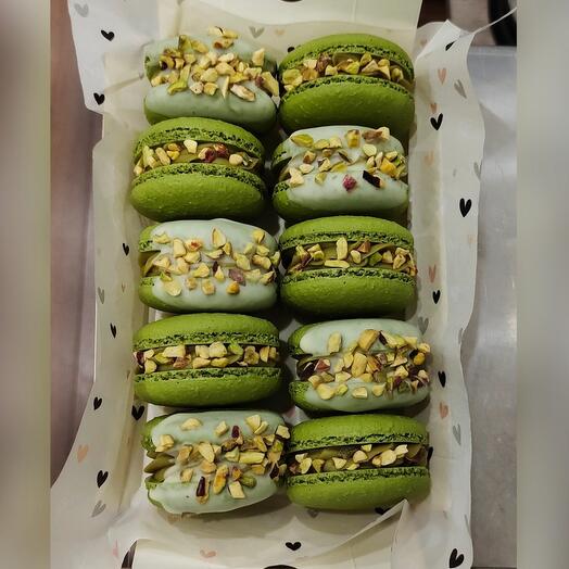 Фисташковые макарон (макарун, макарони), 10 пирожных в наборе