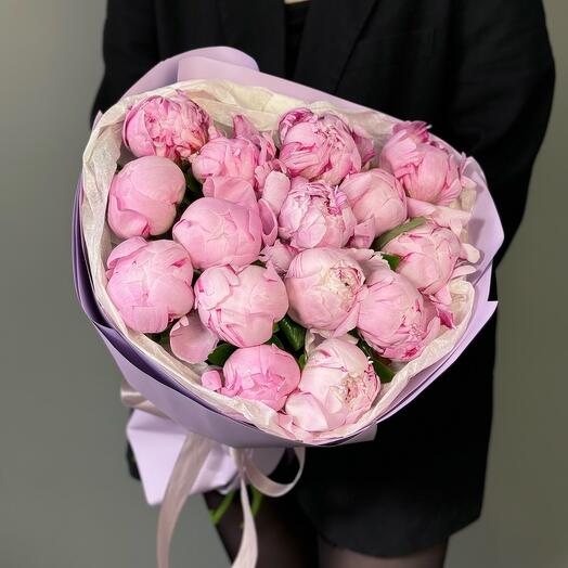Mono bouquet 30 из 15 пионов. Sara Bernard