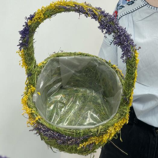 Плетеное лукошко М (d=25cm)  с сиреневыми вставками