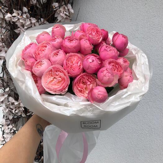 Великолепный букет «Bloom Room» с пионовидными розами 👍