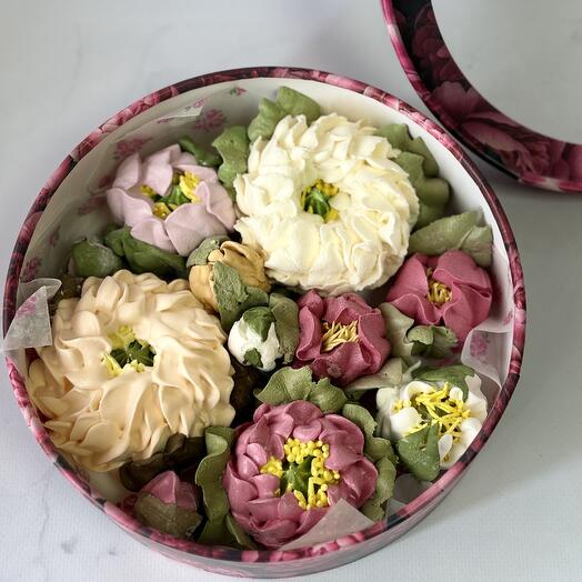 Шляпная коробка с зефирными цветами🌺🌸🌺