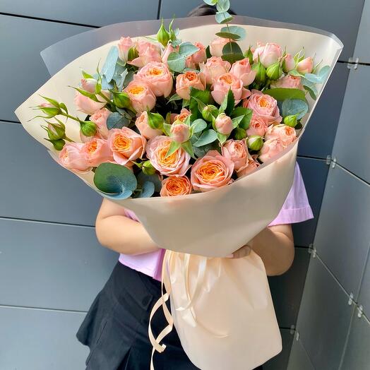 Пионовидные кустовые розы 💛💛💛💛