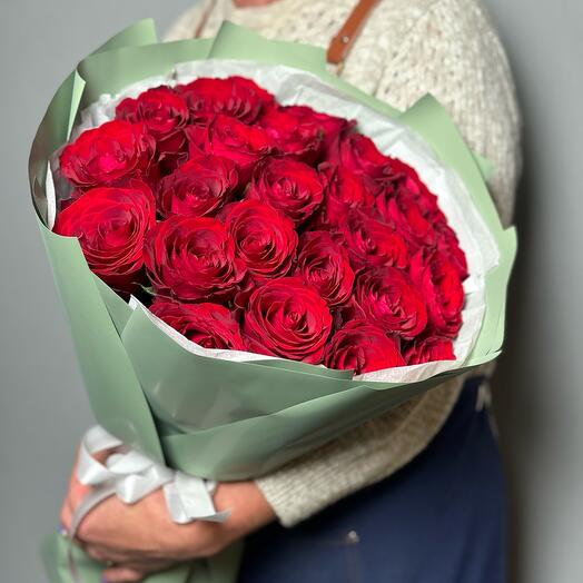 Букет из 25 красных роз