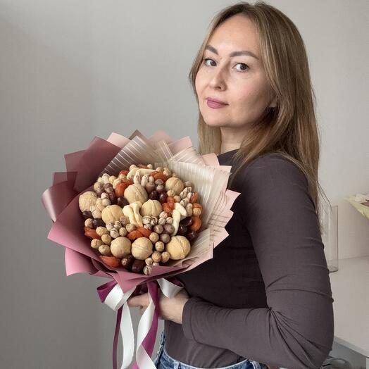 Ореховый букет «Марсала» на День рождения маме, учителю