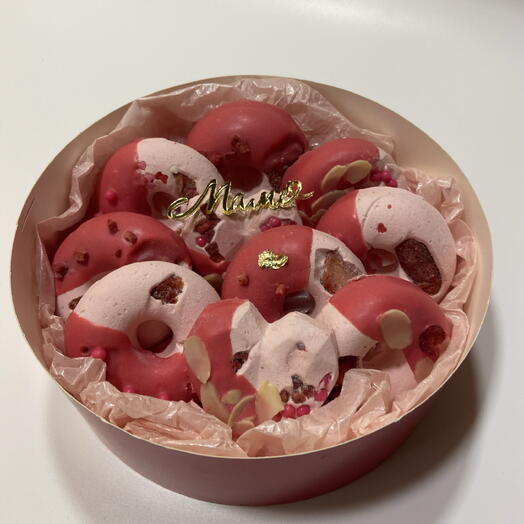 Зефирные пончики для мамы (клубника )