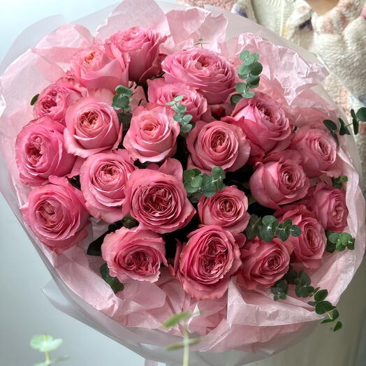 Роскошный букет из пионовидной розы💕