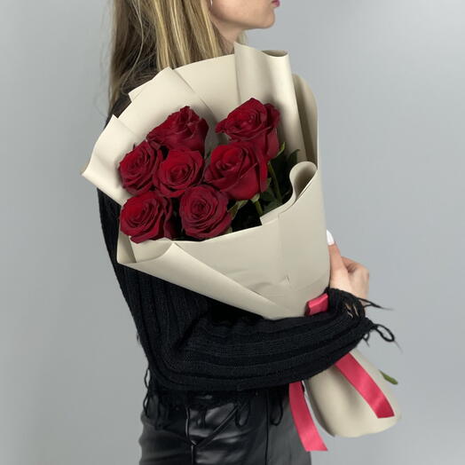 Букет из 7 премиальных бордовых роз 60см (40)