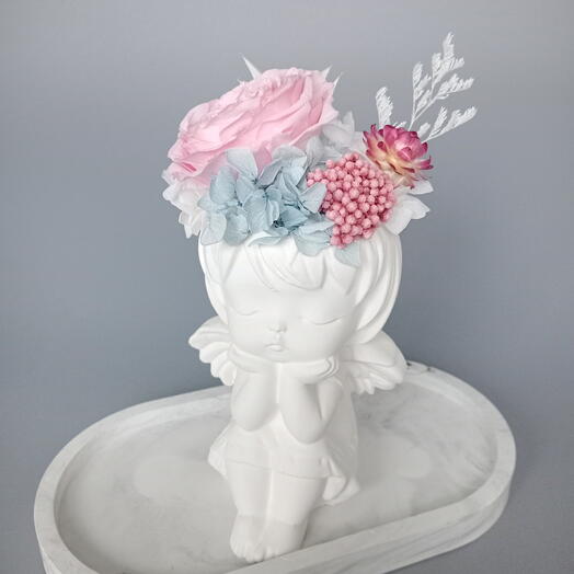 Композиция "Ангел" из стабилизированных цветов, букет для мамы, жены