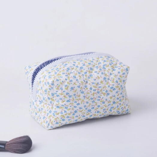Косметичка "Floral", голубая на молнии
