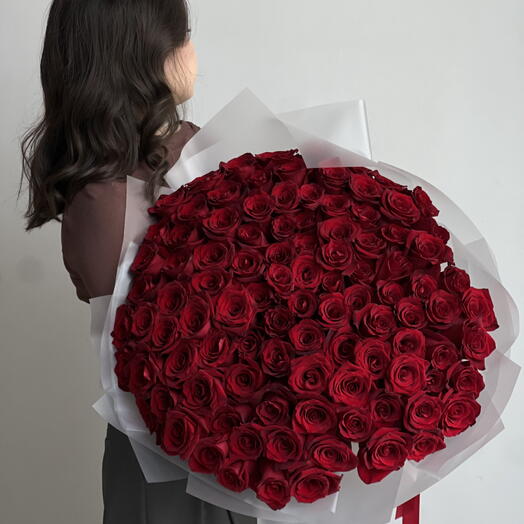 Букет из 101 красной розы
