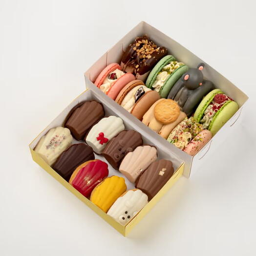 Ассорти-бокс макарон Реми + мадлен