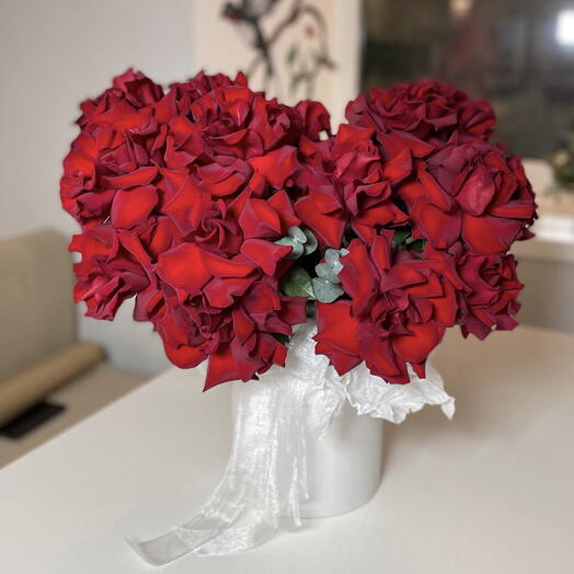 Красные, Французские розы в коробке 🌹