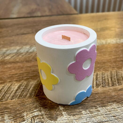 Свеча ручной работы с цветами 🌸