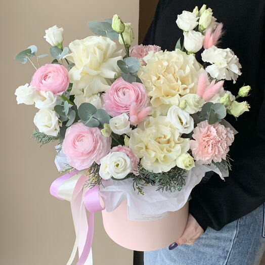 Роскошная композиция «Мармелад» с ранункулюсами, эустомой и французскими розами🌸