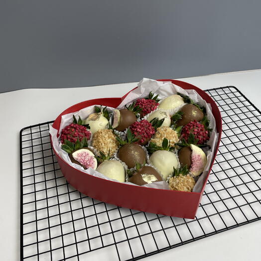 Клубника в шоколаде 16-18 ягод