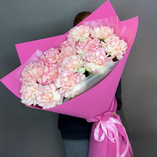Розовый гигант из французских роз 💓