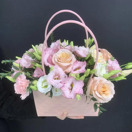 Цветы в сумке 💐