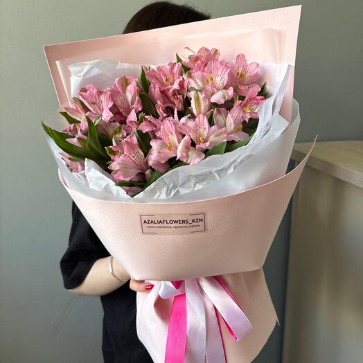 Розовые альстромерии🌸