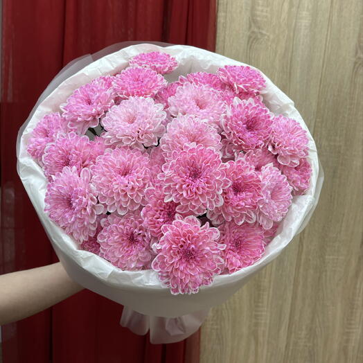 Букет из 7 кустовых розовых хризантем