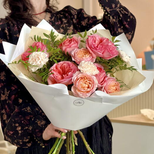 Букет из пионовидных роз Пинк экспрешн и Джульетта 🌸