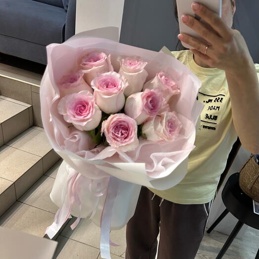 Букет из 9 пионовидных нежных роз️😍
