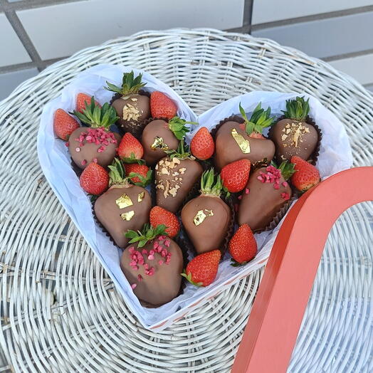 Сердце с клубникой в шоколаде 🍓💗Клубника в шоколаде