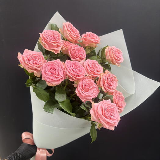 Букет из 3 коралловых кустовых роз