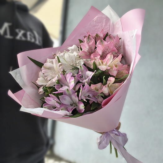 Микс нежной альстромерии