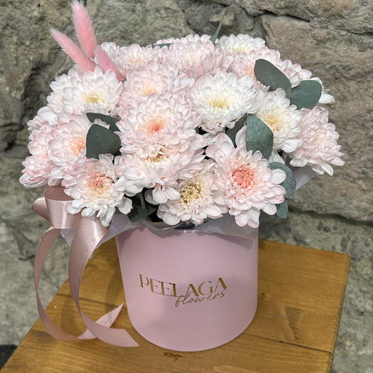 Цветы в коробке 🌸+ подарок от Vivienne Sabo - румяна Macaron