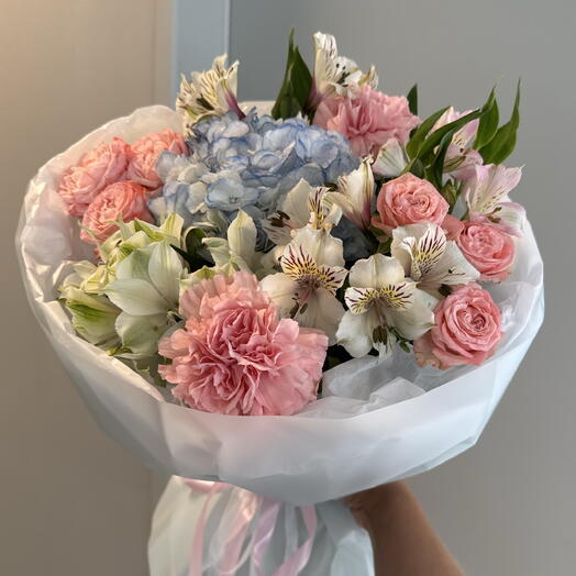 Букет с Гортензией и Кустовыми Розами Леди Бамбастик🎀