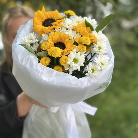 Яркие подсолнухи