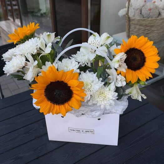 «Скоро в школу» композиция 🌻