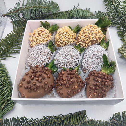 🍓 T17: Клубника в бельгийском шоколаде с арахисом, кокосом и шариками 9-12 ягод